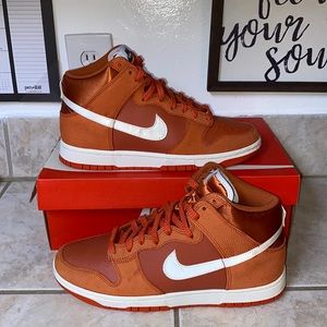 Nike Dunk High Retro Premium EMB Mens Shoes